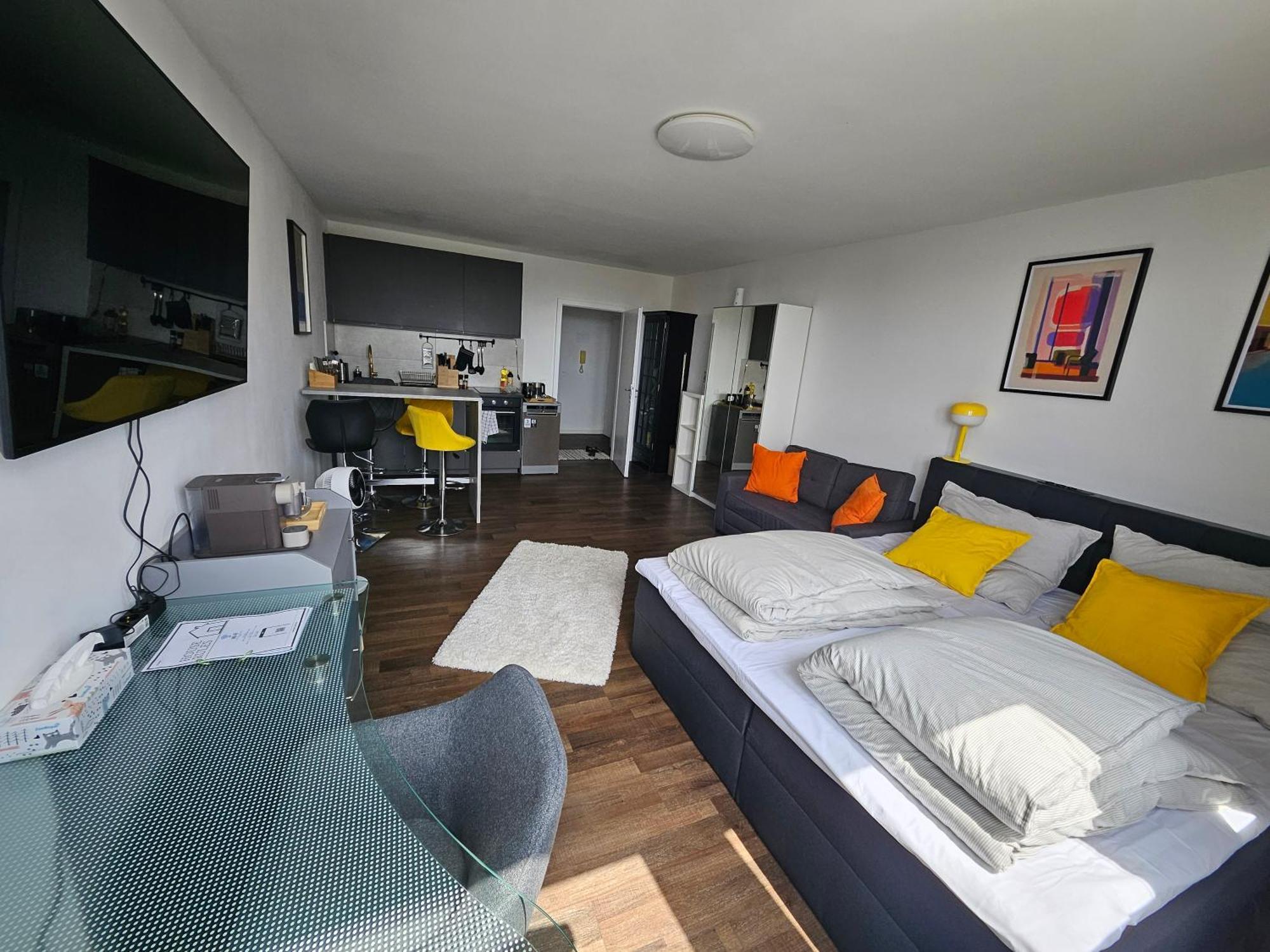 Ehrenfeld - Bright 32m2 Flat Apartment Cologne